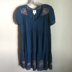 🌤 KOHL’S Blue Embroidered Sundress